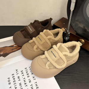 Nouveau hiver imperméable à l'eau supérieure semelle souple enveloppement talon antidérapant diapositives à l'extérieur chaud moelleux pantoufles femmes maison décontracté coton chaussures