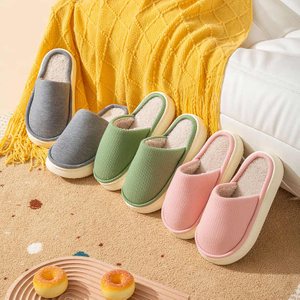 Nuage confort maison hiver chambre coton femmes pantoufles de sol oreiller Couple ménage intérieur 