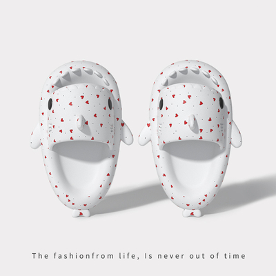 Pantoufles de requin pour femmes et hommes, pantoufles de mode pour la maison, sandales antidérapantes à semelles épaisses, diapositives d'extérieur