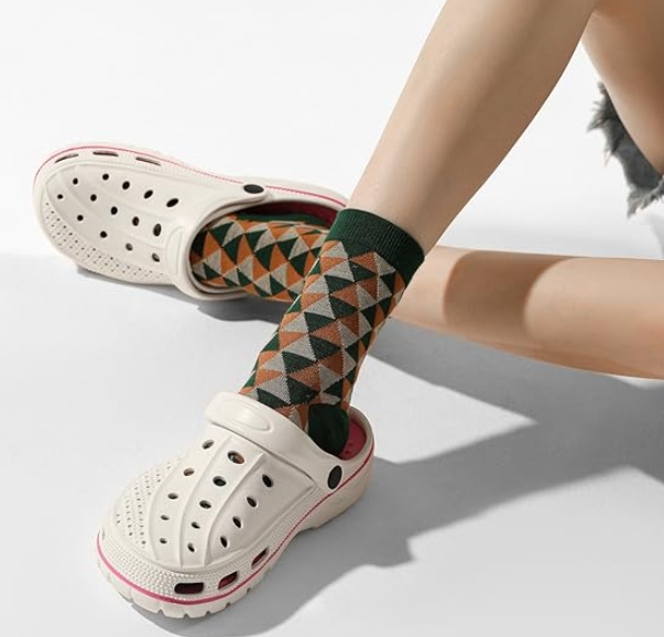 Les sabots de bureau modernes abandonnent la 'Stigmatisation de la chaussure de jardinage '