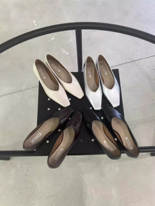 Chaussures à talons à bout pointu pour femmes, nouvelles chaussures d'été à talons épais et peu profonds, escarpins de bureau pour femmes, chaussures pour femmes