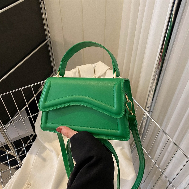 Sacs &agrave; bandouli&egrave;re en vente chaude, sacs &agrave; bandouli&egrave;re en cuir, sacs &agrave; bandouli&egrave;re, sacs &agrave; bandouli&egrave;re pour femmes, sacs &agrave; bandouli&egrave;re &agrave; rabat