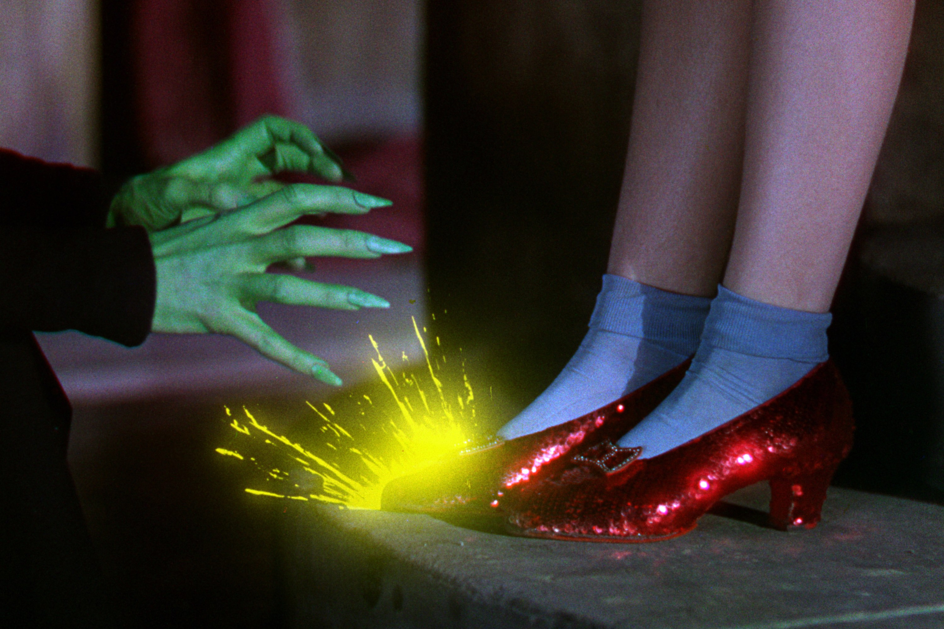 Qu'est-il arrivé aux pantoufles rubis de Dorothy dans « Le Magicien d'Oz » ? Seules cinq paires de pantoufles en rubis du « Magicien d’Oz » ont survécu à travers les années.