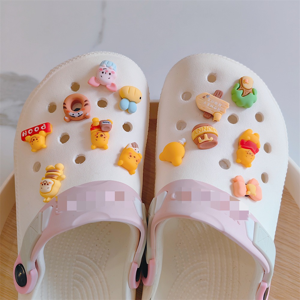 Sabots en carton pour femmes, breloques de styliste, chaussures de luxe, sabots en pin, breloques adapt&eacute;es, vente en gros, 2024