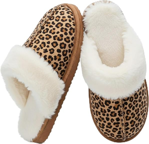 Pantoufles pelucheuses pour femmes, chaussures de maison confortables en fausse fourrure, pantoufles chaudes d'hiver en mousse à mémoire de forme pour l'intérieur et l'extérieur