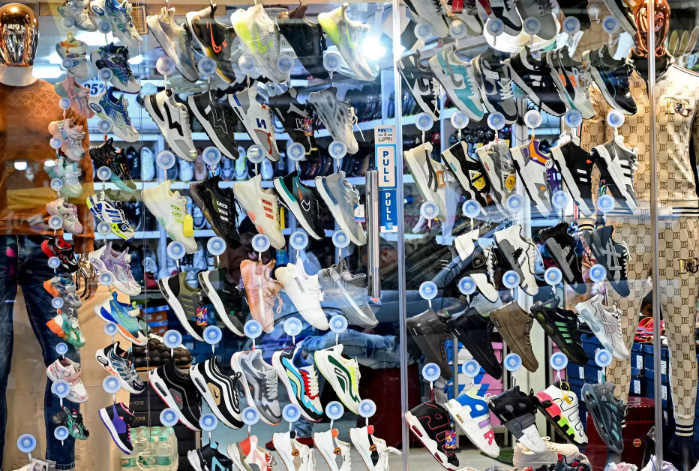 Les marques de chaussures de luxe importées se détournent suite à l'accord tardif de la BRI pour les unités d'approvisionnement 