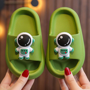 Été pour enfants décontractés, ganters de couleurs solides respirantes non glissant la salle de bain de salle de bain plage de pantoufles douces garçons filles chaussures d'intérieur